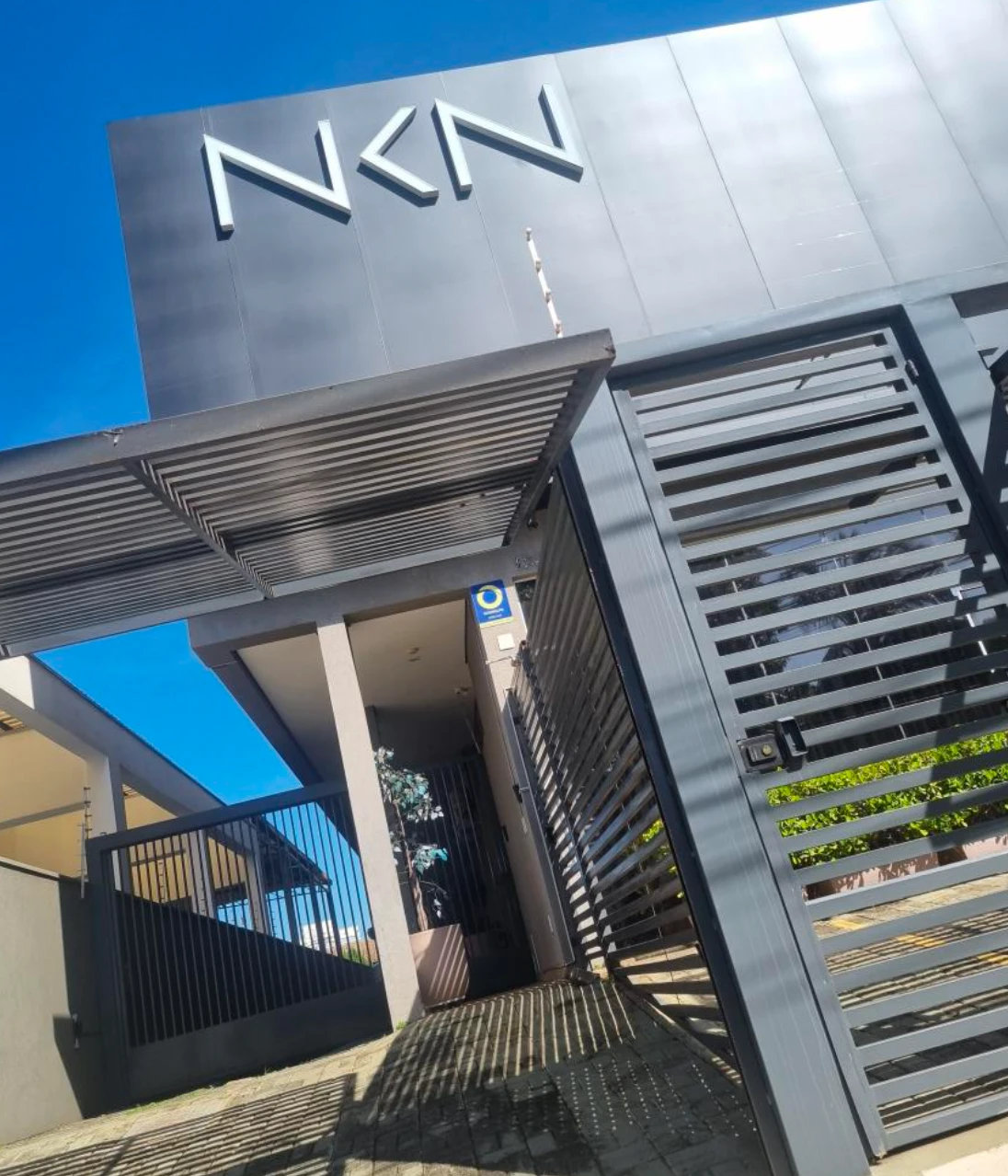 Fachada da sede da NKN Digital
